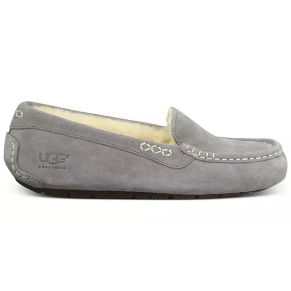 NWT UGG slippers
